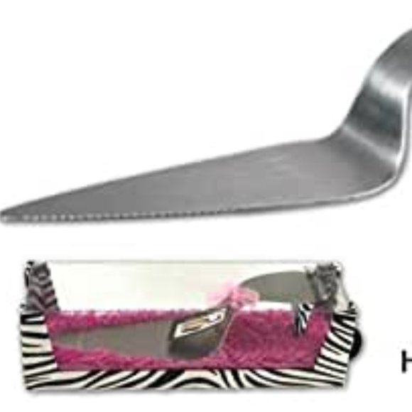 Wild Eye Designs High Heel Cake Server - Picture 2 of 12